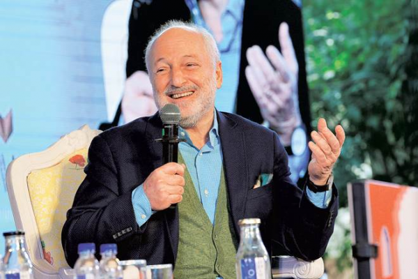 André Aciman