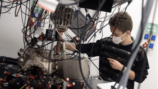 COMPLEX QUANTUM INFORMATION DEVELOPMENT LAUNCHED WITH THE CONTRIBUTION OF ELTE