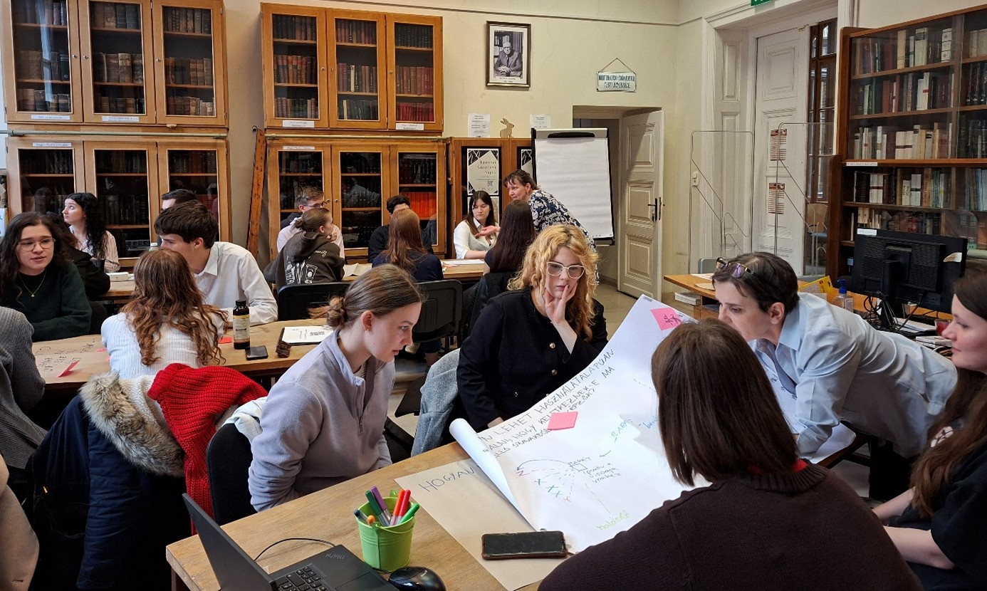 A tudománytól a táncházig – Ilyen volt az idei Egyetemi Anyanyelvi Napok