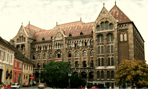 Látogatás a Magyar Nemzeti Levéltár Bécsi kapu téri palotájába